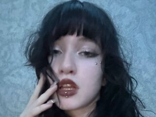 webcam bitch chatroom LouisePerrish