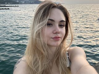 Kinky webcam LunaMillie