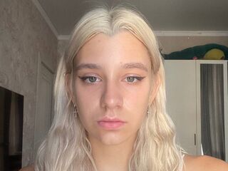 live sex video LynelleDome