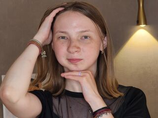 camgirl chat room LynetteGoodwyn