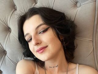 naked webcam girl photo LynnMartin
