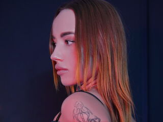 cam girl fingering pussy MagicalYana