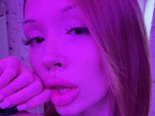 naked girl with webcam masturbating with dildo MargueriteBoblak