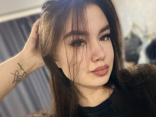 girl camsex MaudCornett