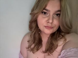 cam girl photo MeganDarcy
