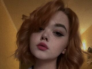 camwhore masturbating with dildo MelanyBandulin