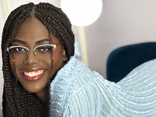 camwhore masturbating with dildo MilaMuse