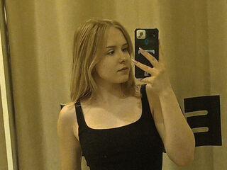 free live cam chat MolliMcDaniel