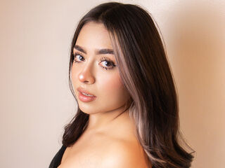 girl chat MyaFontaine