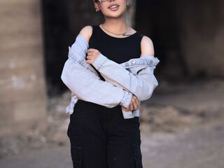 hot chatroom NainaSingh