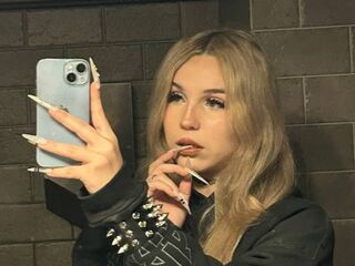 naked cam chatroom NanciCamberos