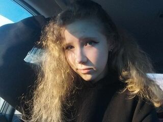 girl chat room NancyLindemann