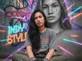 nude gamgirl NaomiTanashiri