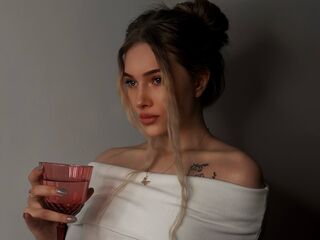 beautiful girlcam NeliaAllenbrand