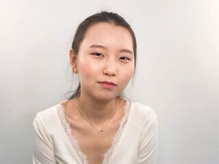 naked cam girl masturbating with vibrator NellaBiggard