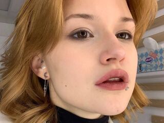 free adult cam NishaRayo