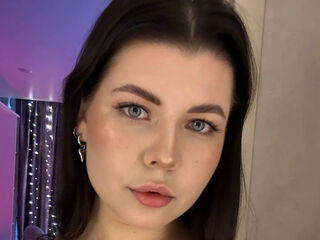 girl chatroom OidaSirrine