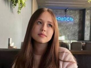 sexy cam girl OlesiaSun