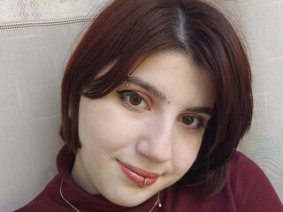 topless cam girl OrianaSecret