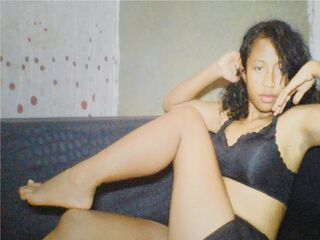 naughty webcamgirl PaollahNanie