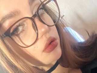 free adultcam QuennaEmbry