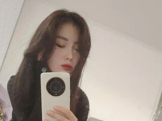 camslut masturbating RaeannReimmer