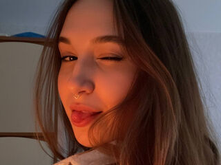 hot strip tease webcam RiannaBrown