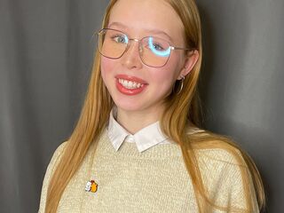 hot webcam slut RomanaGuethle