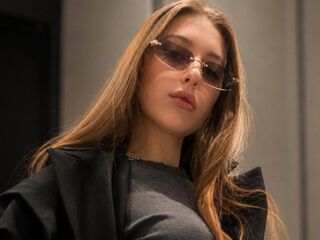 nude webcam RosamondLaich