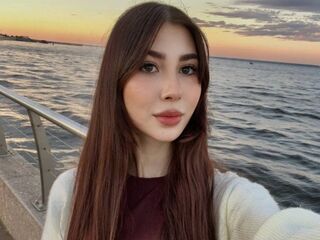 adult webcam chat room SadeLazcano