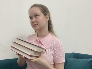 free live chatroom SandieSpataro