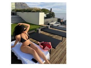 nude webcam girl SarraJames
