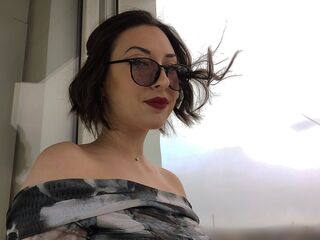 cam girl playing with dildo StacyArdith