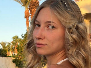 nude cam photo TainaTatge