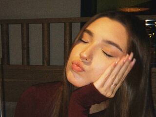 hot cam girl masturbating with vibrator TammyRintharamy