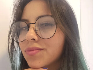 webcamstripper picture ThiaraSanchez