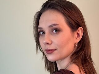 chat with cam ToniDeyette