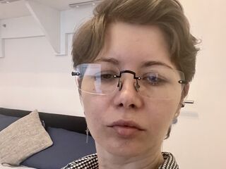 naughty cam girl masturbating VelvetVenom