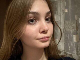 bedroom livecam YiBisher