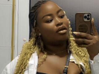 real live cam picture ZaraLure